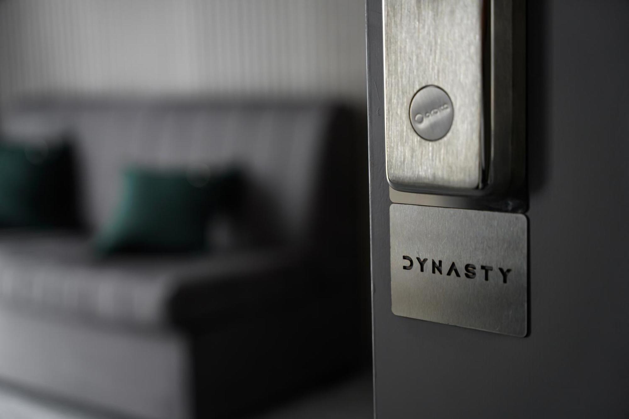 Dynasty Hotel & Spa Yerevan Exterior photo